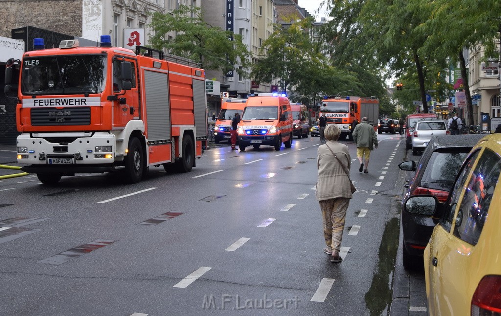 Feuer 2 Koeln Nippes Neusserstr P029.JPG - Miklos Laubert